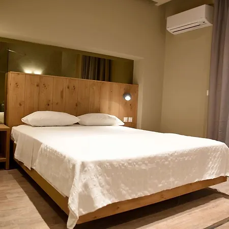 Sarisa Hotel 2*