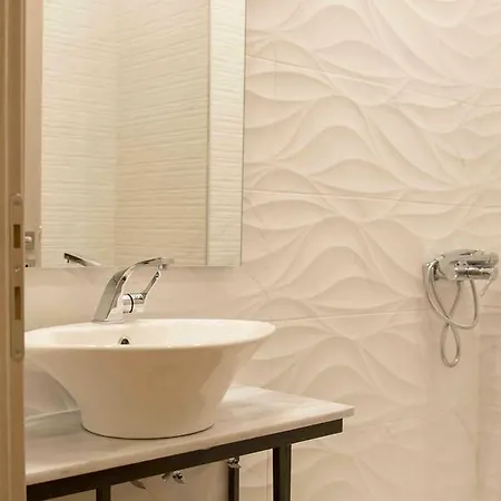Hotel Sarisa 2*